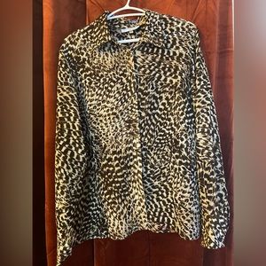 🦋 2/$20 Animal print sheer button down blouse